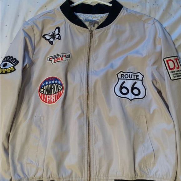 Hipster bomber jacket with patches - Picture 1 of 1